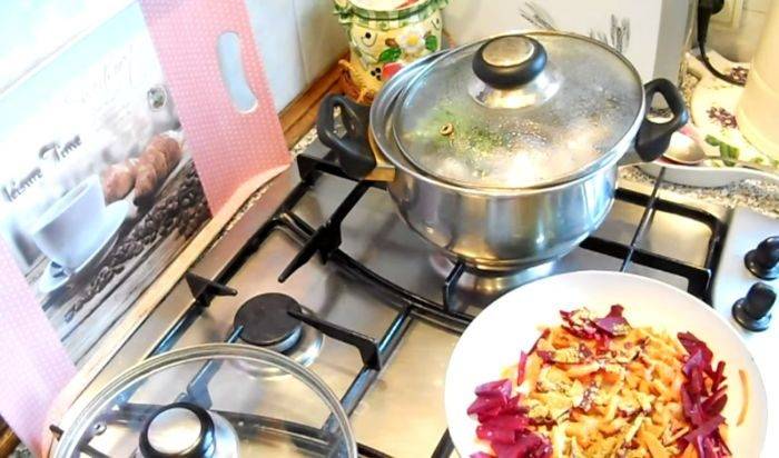 Бульон с яйцом