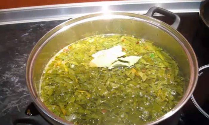 Бульон с яйцом