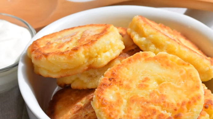 10 лучших и самых простых рецептов вкусных сырников из творога