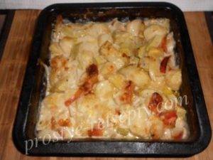 Суп-пюре из кабачков и картофеля с сухариками