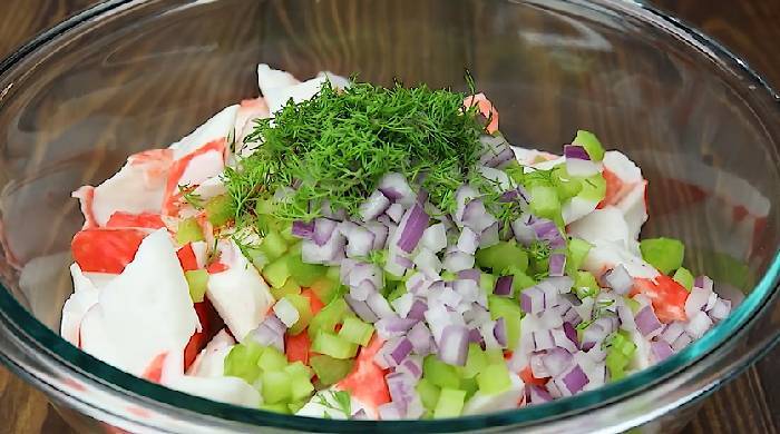 Салат с крабовым мясом