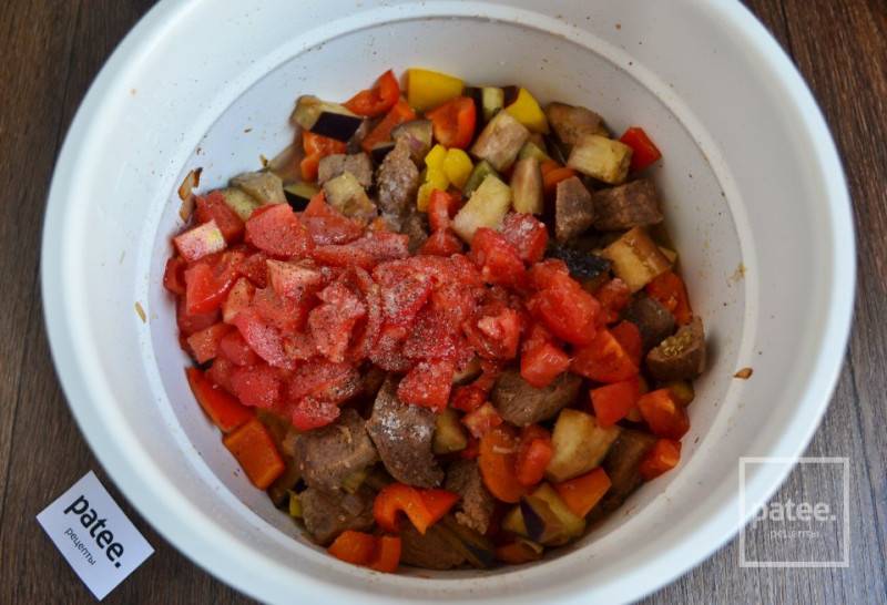 Овощное рагу со свининой в мультиварке с незабываемым вкусом!