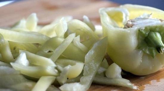 Рулетики из баклажанов с сыром и чесноком