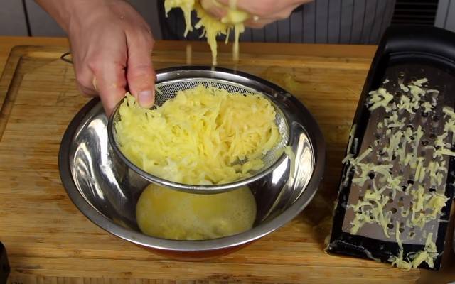 Картофельные драники с грибами