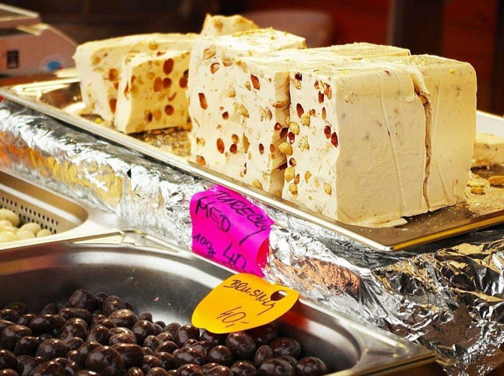 Чем полезна кунжутная (тахинная) халва