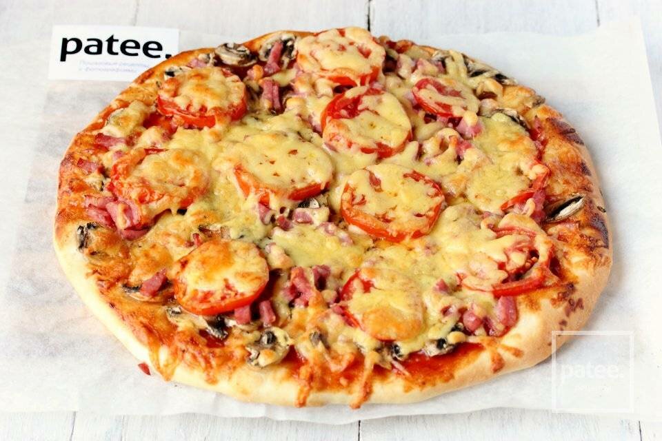 Домашняя пицца с грибами