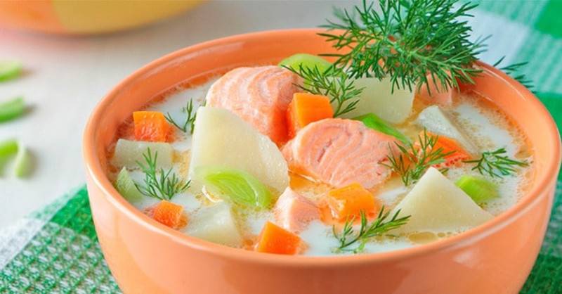 15 рецептов ароматной ухи из семги