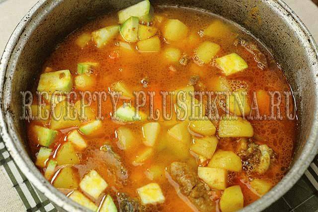 Овощное рагу с курицей