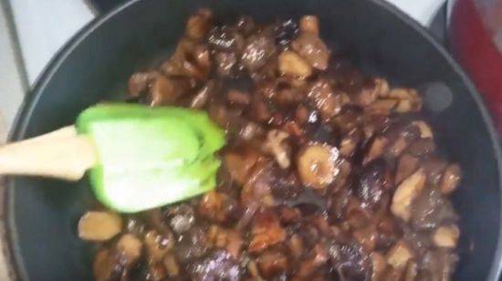 Вкусный сырный суп из плавленых сырков и курицы