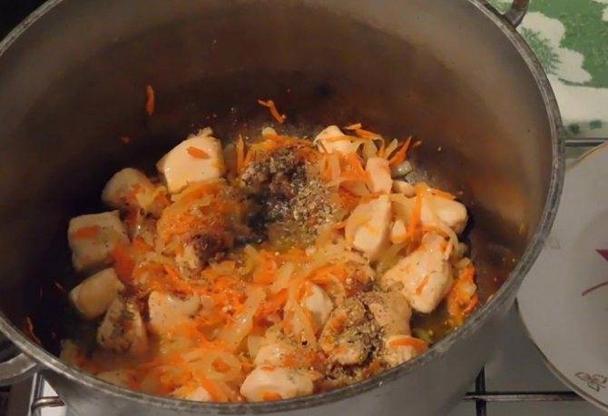Тушеная капуста: 8 самых вкусных рецептов!