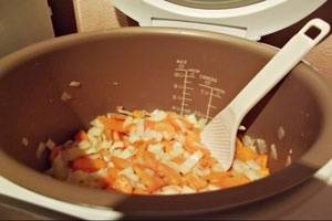 Рецепт вкусной свинины с овощами в мультиварке