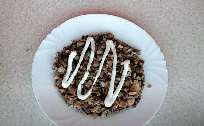 Салат из пекинской капусты
