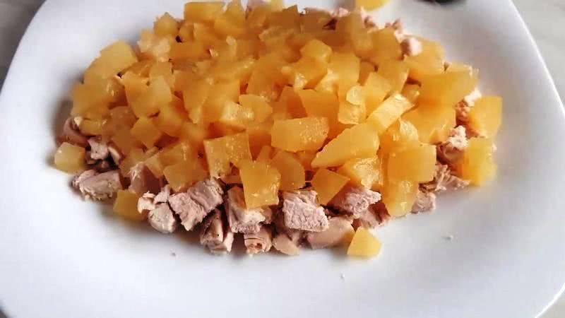 20 простых и очень вкусных салатов с шампиньонами