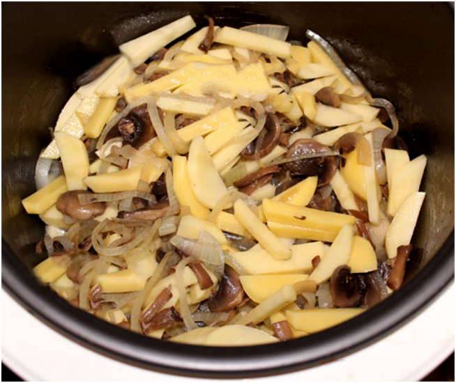 Вкуснейшие тушеные блюда с картошкой и грибами в мультиварках редмонд и поларис. рецепты и фото