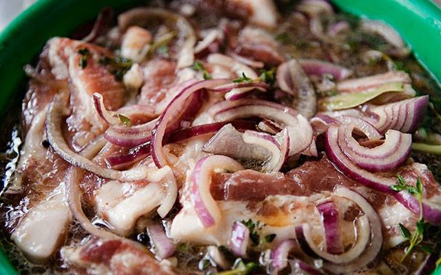 14 потрясающих маринадов для куриного шашлыка