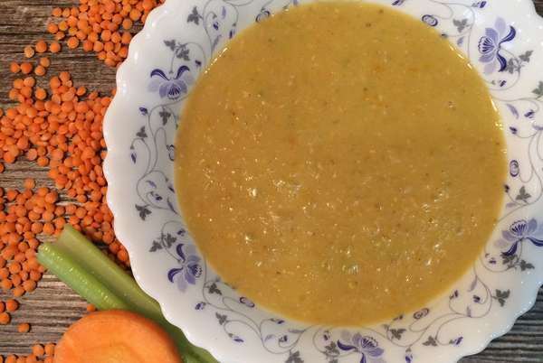 Диетический чечевичный суп на любой вкус: калорийность и секреты