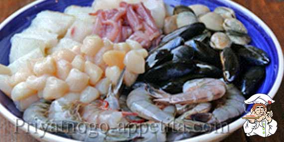 Паста с морепродуктами в сливочном соусе