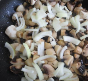 Готовим жульен с курицей и грибами в духовке (в кокотницах, на противне, в горшочках и в форме для запекания)