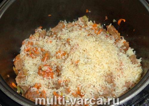 Традиционный бигус из свежей капусты