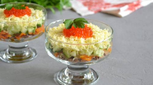 Салат с куриной печенью