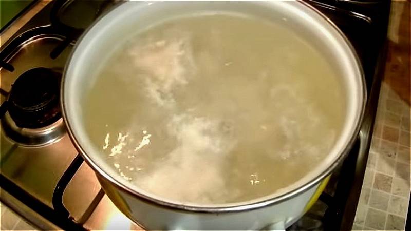 Вкусный сырный суп из плавленых сырков и курицы
