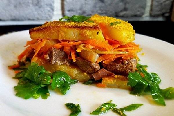 Куриные сердечки с картошкой