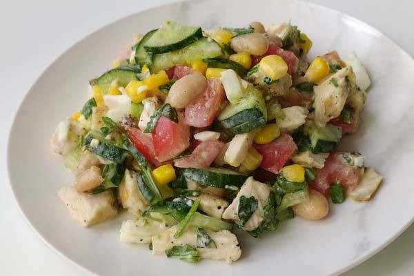 Салат из крабовых палочек с кукурузой классический рецепт с фото пошагово