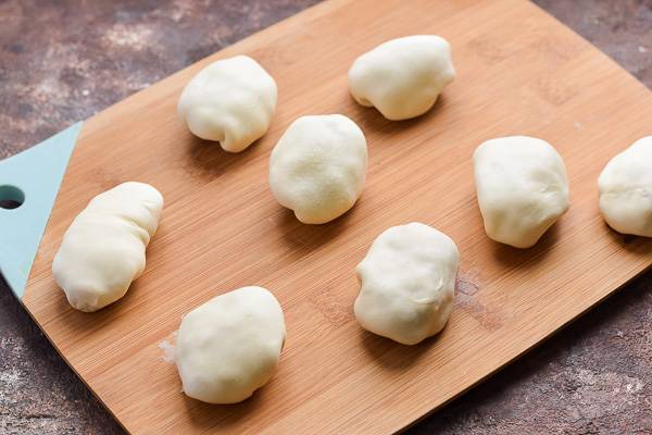 Как приготовить пирожки с яблоками для всей семьи