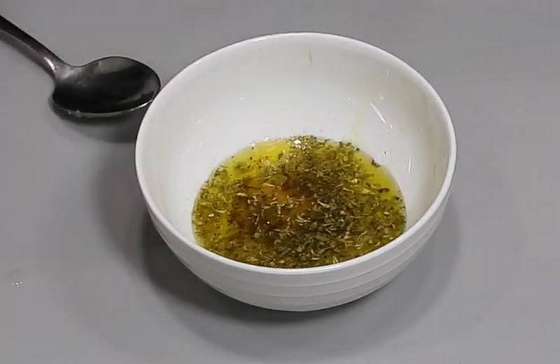 Помидоры черри, фаршированные креветками