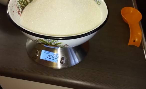Вкуснейшее варенье из жимолости