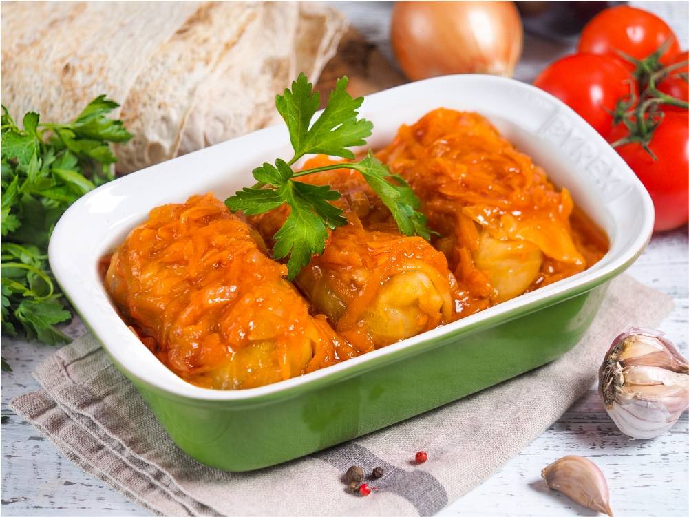 Ленивые голубцы в духовке с капустой и фаршем: пошаговые рецепты с фото