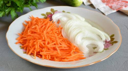 Салат с куриной печенью
