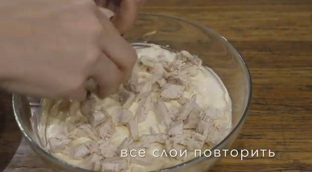 10 вкусных рецептов салата с копченой курицей