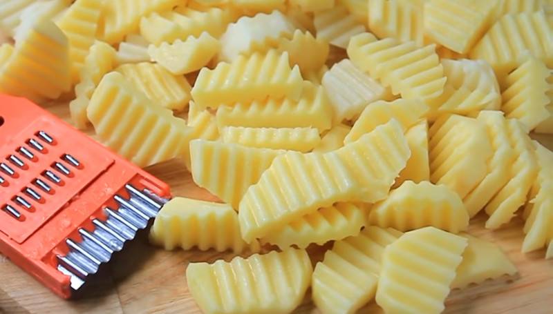 Мясо с грибами, запеченное в духовке или мультиварке