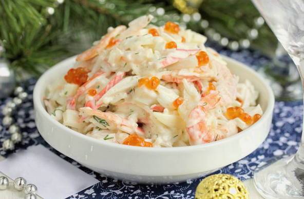 Салат с креветками и кальмарами