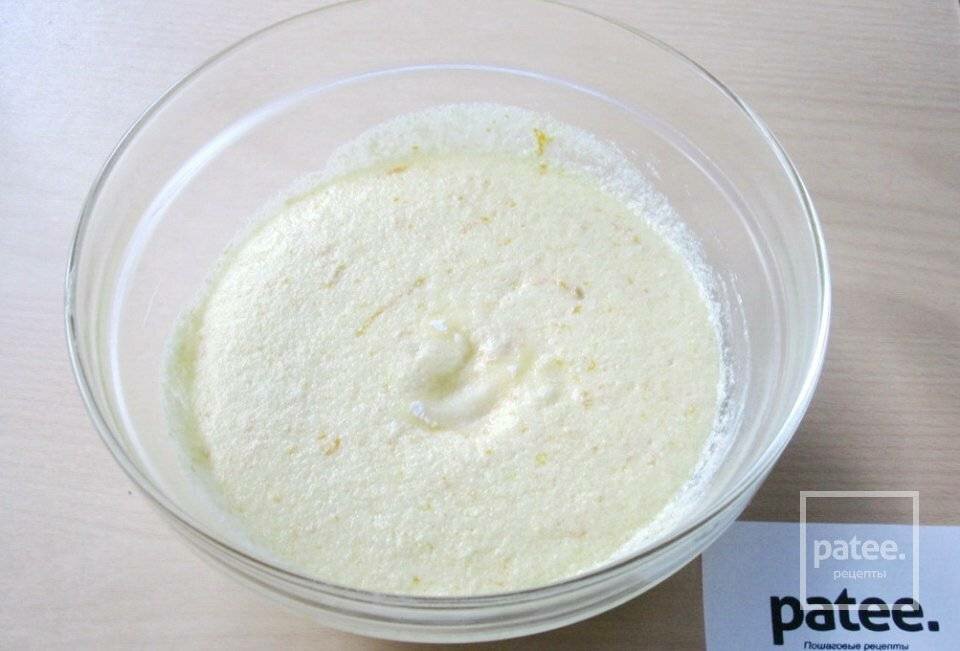 Кекс с клюквой