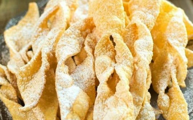 10 самых простых и вкусных рецептов хвороста