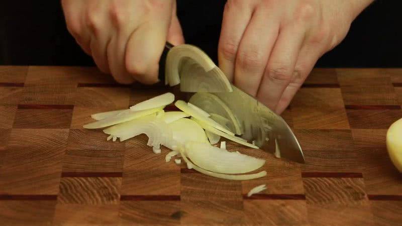 Картошка с курицей в духовке: как сделать сочной и вкусной?