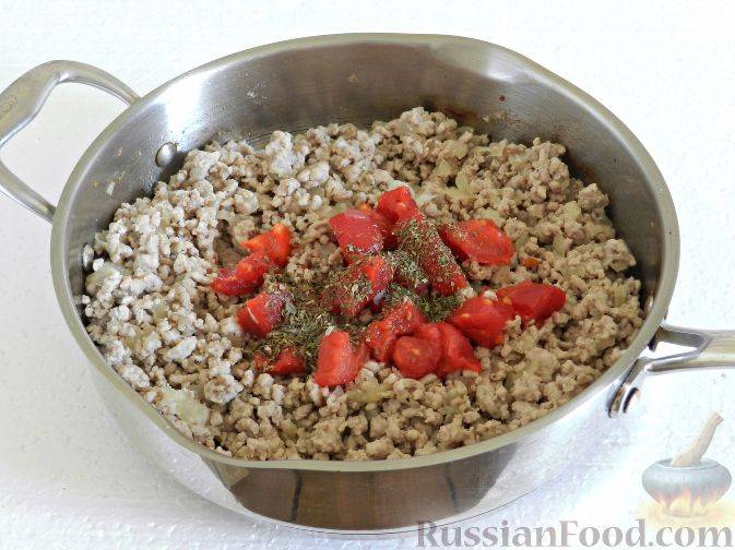 Пошаговый рецепт пирога из слоеного теста с мясом