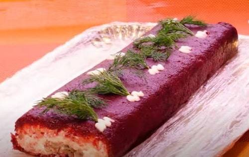 Закуска из лаваша: рулетики с сельдью и картофелем