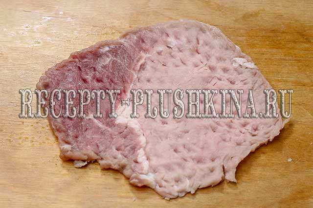 Фаршированные шампиньоны в духовке с сыром и ветчиной