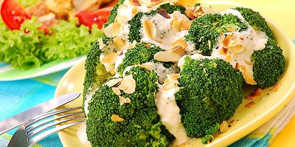 Десять диетических рецептов супа из брокколи: полезно и вкусно