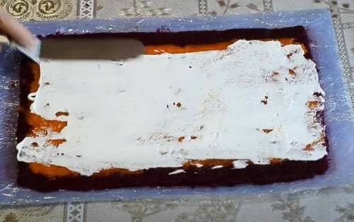 Закуска из лаваша: рулетики с сельдью и картофелем