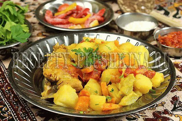 Овощное рагу с курицей