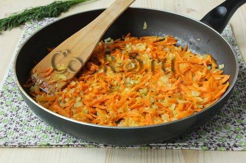 Тушеная капуста с фаршем