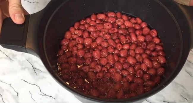 Малиновое варенье на зиму. 7 простых рецептов приготовления вкусного густого варенья