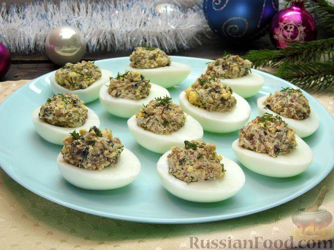 Как фаршировать яйца грибами: 9 простых рецептов