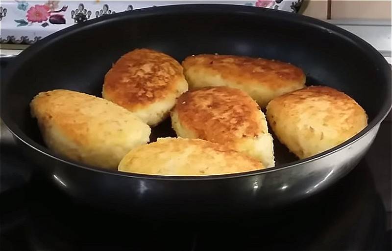 Котлеты из рыбных консервов