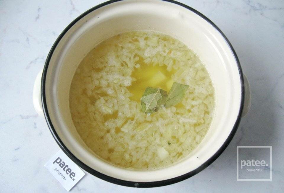 Чешский чесночный суп с гренками