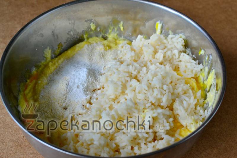 Рисовая запеканка с яблоками в мультиварке